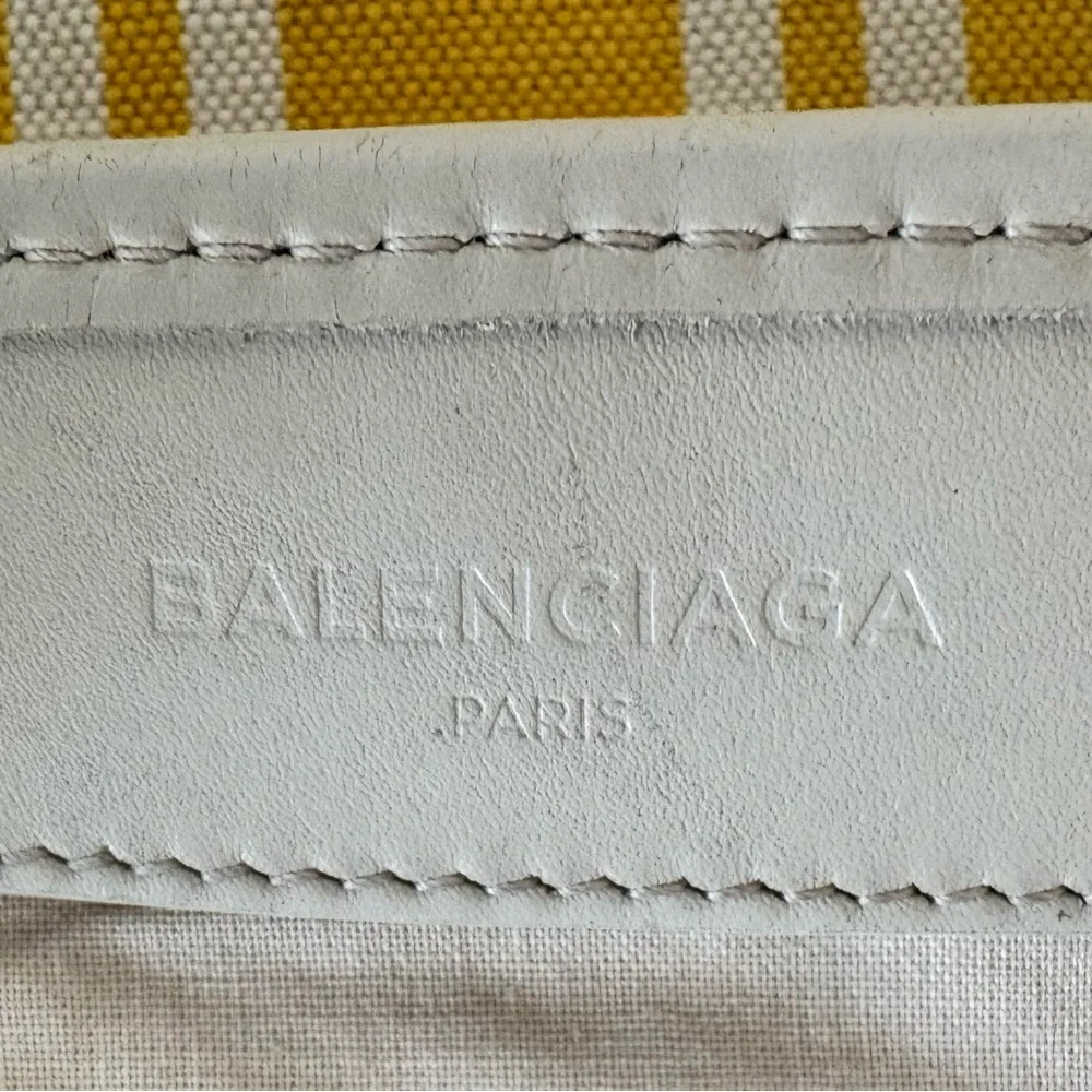 ✨ Balenciaga Paris Yellow Striped Canvas Tote w/ Pouch ✨ - Picture 8 of 16